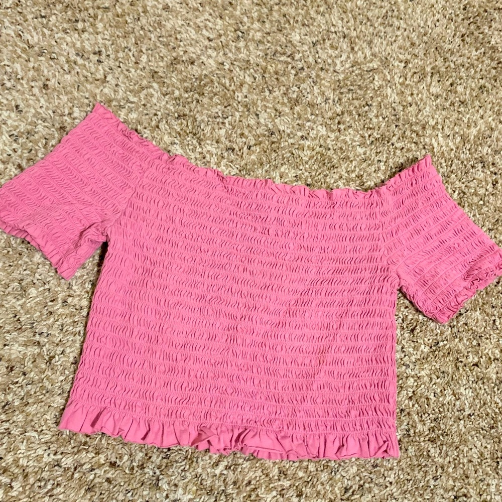 Off shoulder crop top